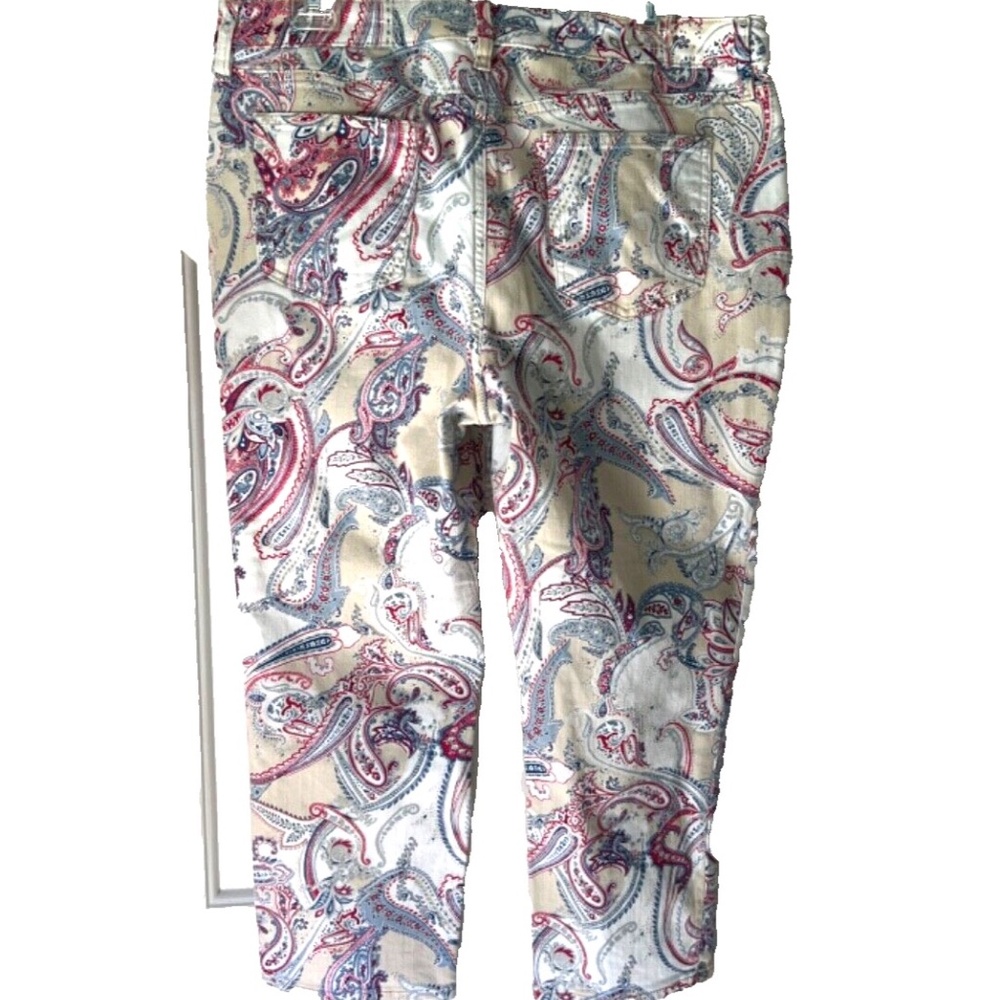Chicos sz 2 Regular sz 12 Beige Blue Red Paisley So Slimming Girlfriend Crop - Picture 8 of 11
